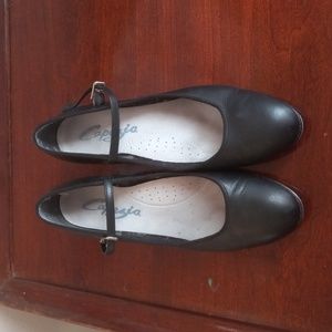 Capezio Black Leather Tap Shoes